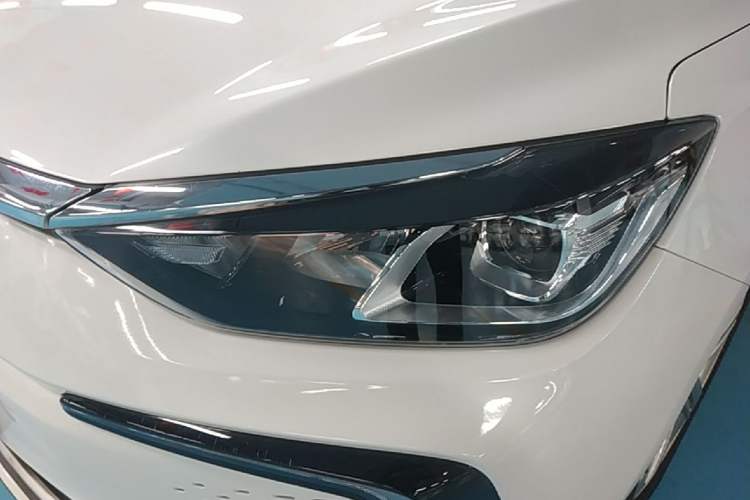 Used BAIC Beijing EU5 2022 Ride-Hailing High-Power Luxury Edition Left Front Headlight