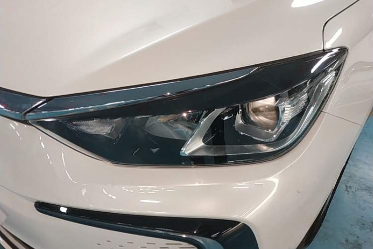 Used BAIC Beijing EU5 2022 Ride-Hailing High-Power Luxury Edition Left Front Headlight
