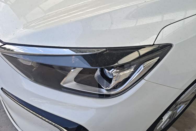 Used BAIC Beijing EU5 2022 Ride-Hailing High-Power Luxury Edition Left Front Headlight
