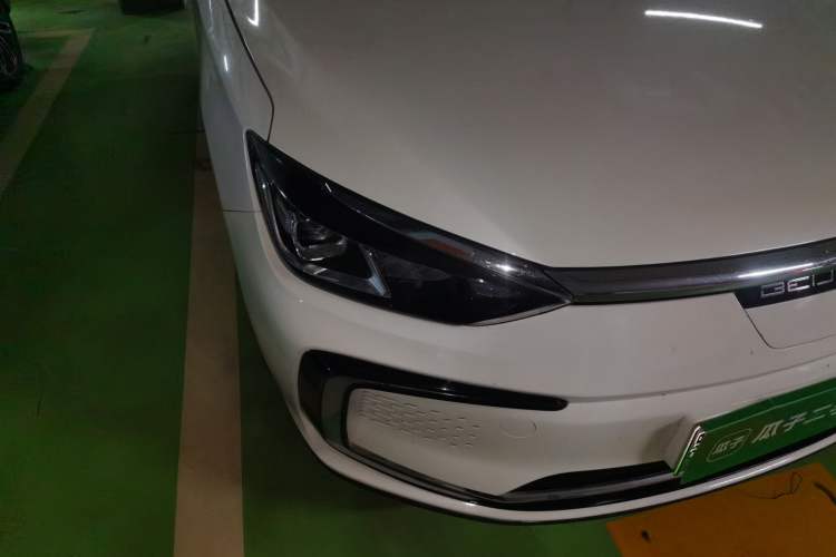 Used BAIC Beijing EU5 2022 Ride-Hailing High-Power Luxury Edition Right Front Headlight