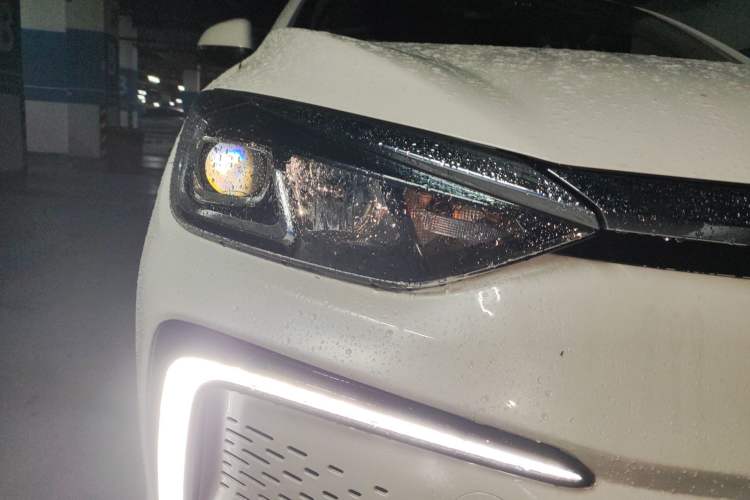 Used BAIC Beijing EU5 2022 Ride-Hailing Edition Right Front Headlight