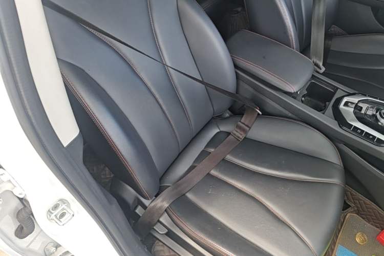 Used BAIC Beijing EU5 2022 Ride-Hailing High-Power Luxury Edition Right Front Seat