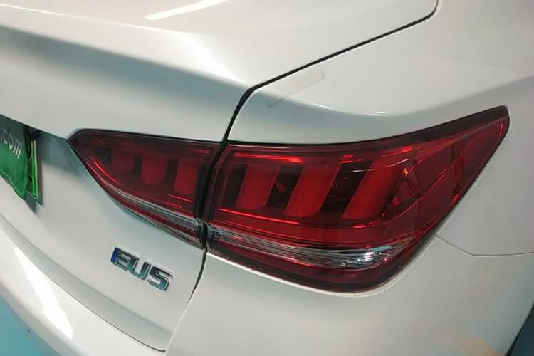 Used BAIC Beijing EU5 2022 Ride-Hailing High-Power Luxury Edition Right Rear Taillight