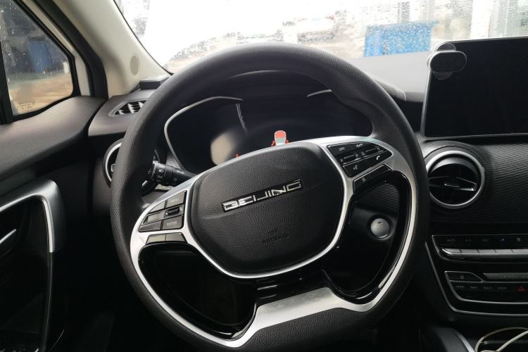 Used BAIC Beijing EU5 2022 Ride-Hailing High-Power Luxury Edition Steering Wheel