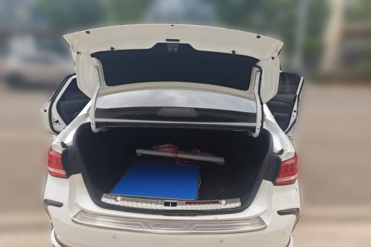 Used BAIC Beijing EU5 2022 Ride-Hailing High-Power Luxury Edition Trunk