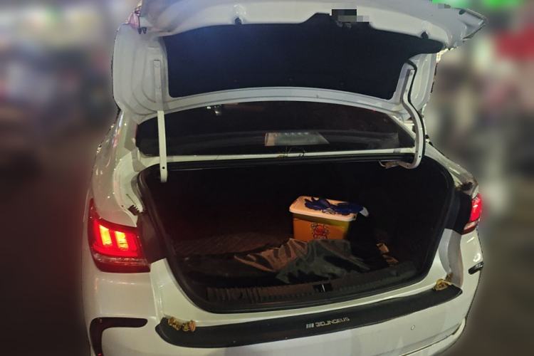 Used BAIC Beijing EU5 2022 Ride-Hailing Edition Trunk