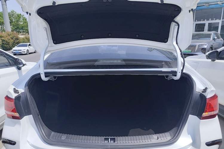 Used BAIC Beijing EU5 2022 Ride-Hailing High-Power Luxury Edition Trunk