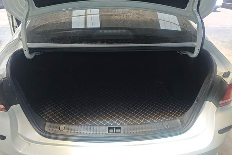 Used BAIC Beijing EU5 2022 Ride-Hailing High-Power Luxury Edition Trunk