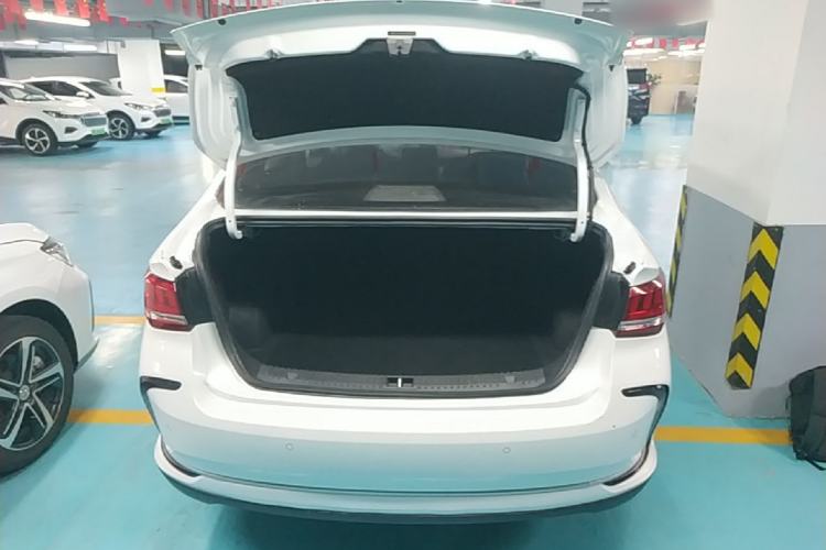 Used BAIC Beijing EU5 2022 Ride-Hailing High-Power Luxury Edition Trunk