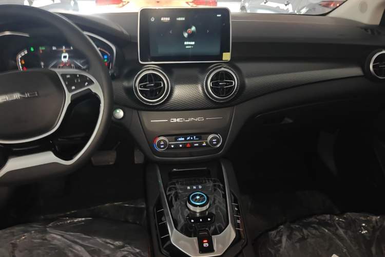 Used BAIC Beijing EU5 2025 Hongtu Standard Edition Audio And AC Panel