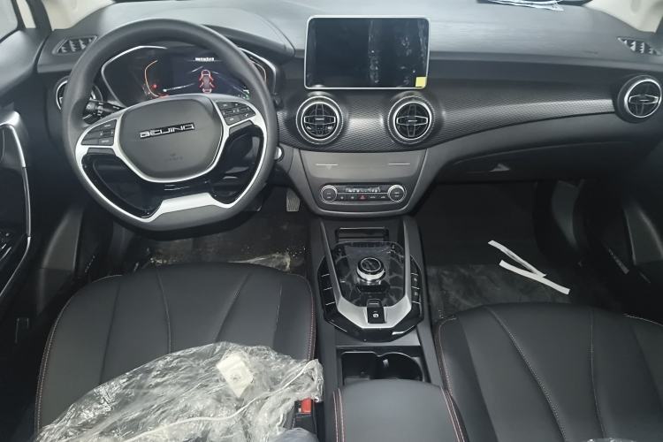 Used BAIC Beijing EU5 2025 Hongtu Standard Edition Center Console