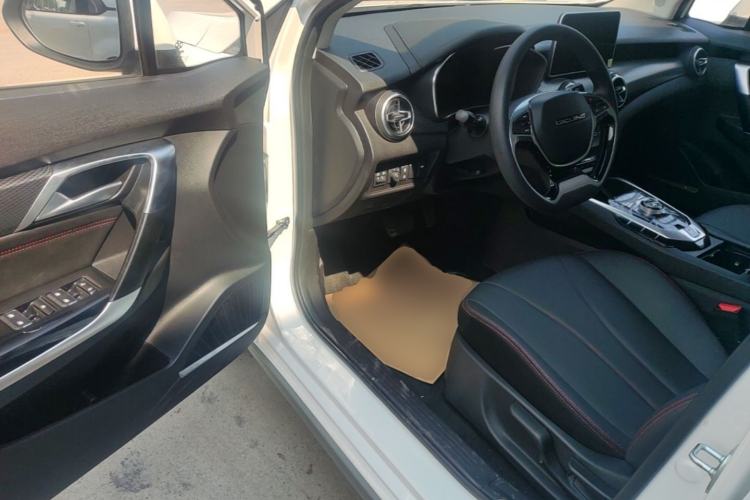 Used BAIC Beijing EU5 2025 Hongtu Standard Edition Driver Seat