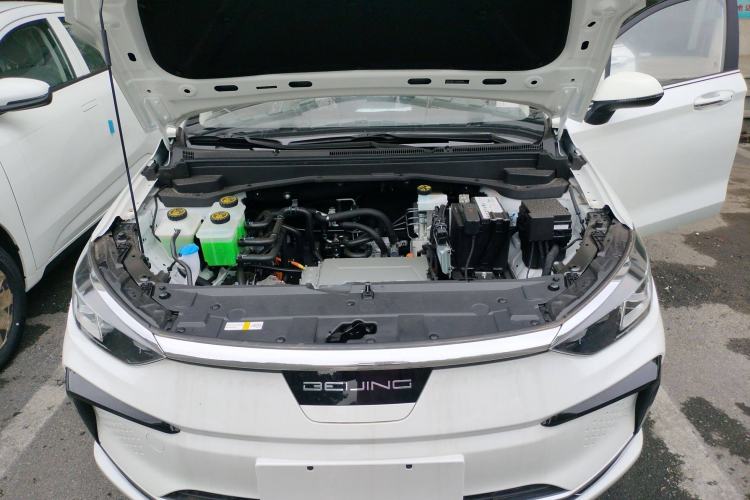Used BAIC Beijing EU5 2025 Hongtu Standard Edition Engine Bay