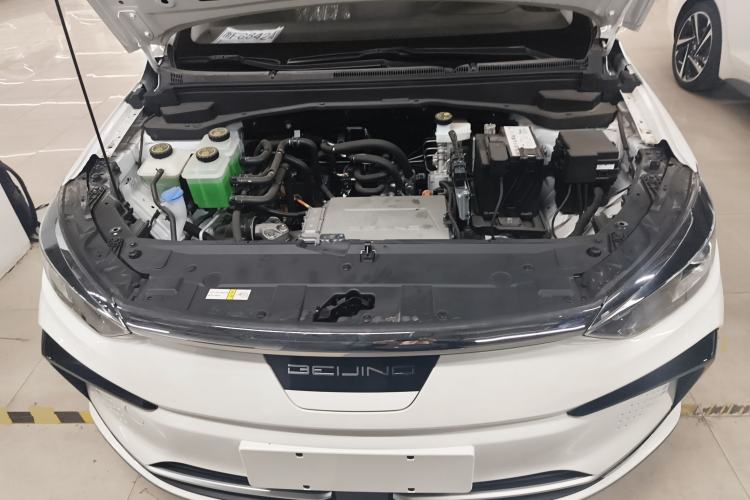 Used BAIC Beijing EU5 2025 Hongtu Standard Edition Engine Bay