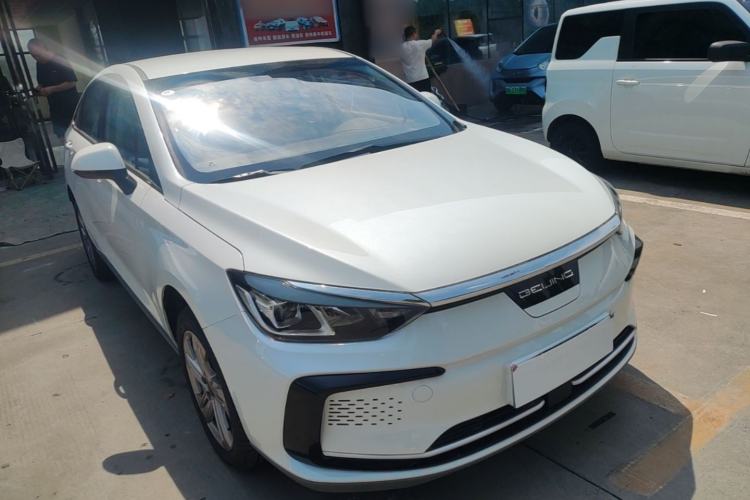Used BAIC Beijing EU5 2025 Hongtu Standard Edition Front Right 45 Deg