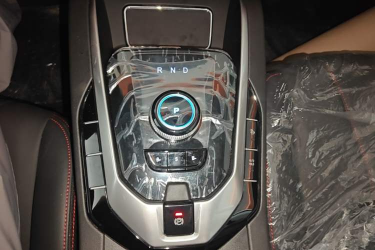 Used BAIC Beijing EU5 2025 Hongtu Standard Edition Gear Lever