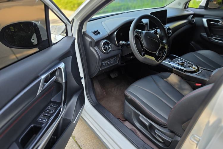 Used BAIC Beijing EU5 2025 Hongtu Standard Edition Interior 1
