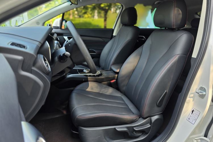 Used BAIC Beijing EU5 2025 Hongtu Standard Edition Interior 4