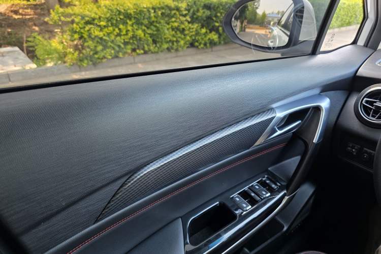 Used BAIC Beijing EU5 2025 Hongtu Standard Edition Interior 9
