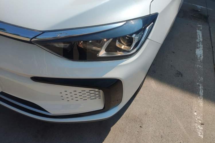 Used BAIC Beijing EU5 2025 Hongtu Standard Edition Left Front Headlight