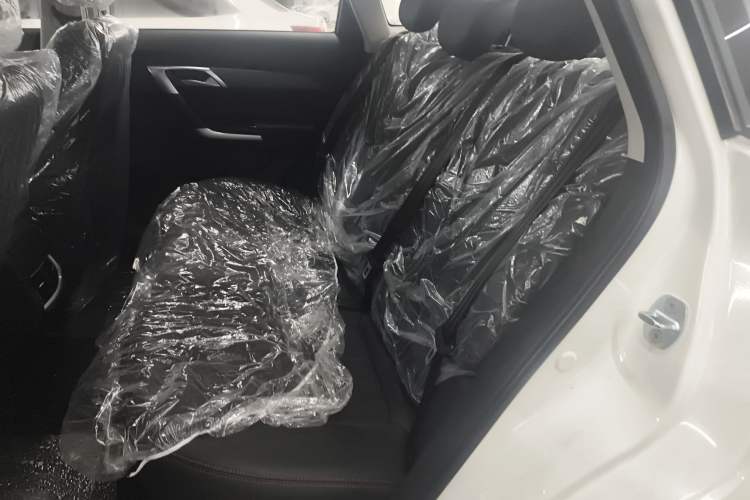 Used BAIC Beijing EU5 2025 Hongtu Standard Edition Left Rear Seat