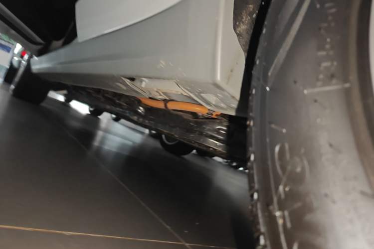 Used BAIC Beijing EU5 2025 Hongtu Standard Edition Left Side Sill