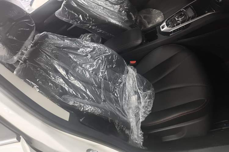 Used BAIC Beijing EU5 2025 Hongtu Standard Edition Right Front Seat