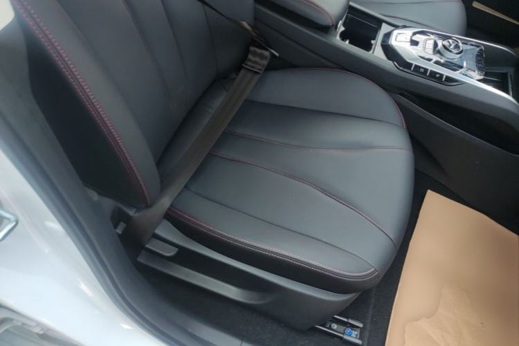 Used BAIC Beijing EU5 2025 Hongtu Standard Edition Right Front Seat