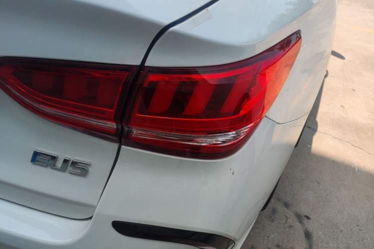 Used BAIC Beijing EU5 2025 Hongtu Standard Edition Right Rear Taillight