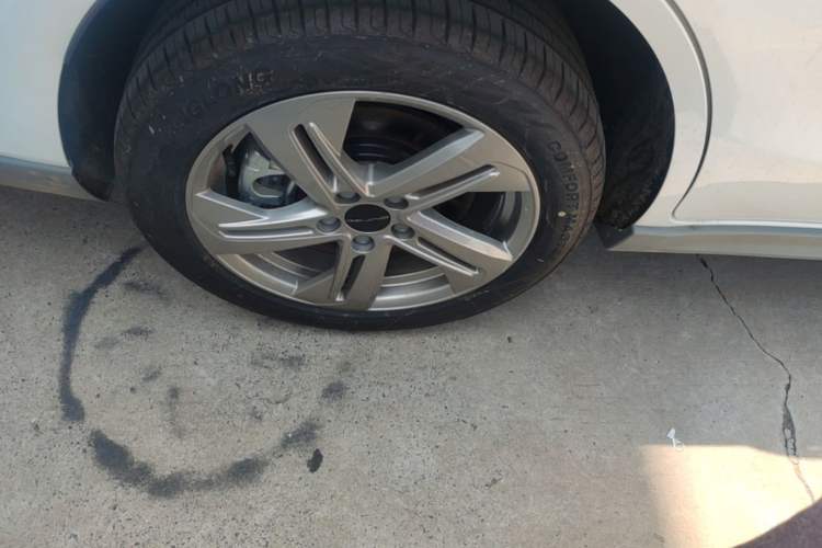 Used BAIC Beijing EU5 2025 Hongtu Standard Edition Right Rear Wheel Hub