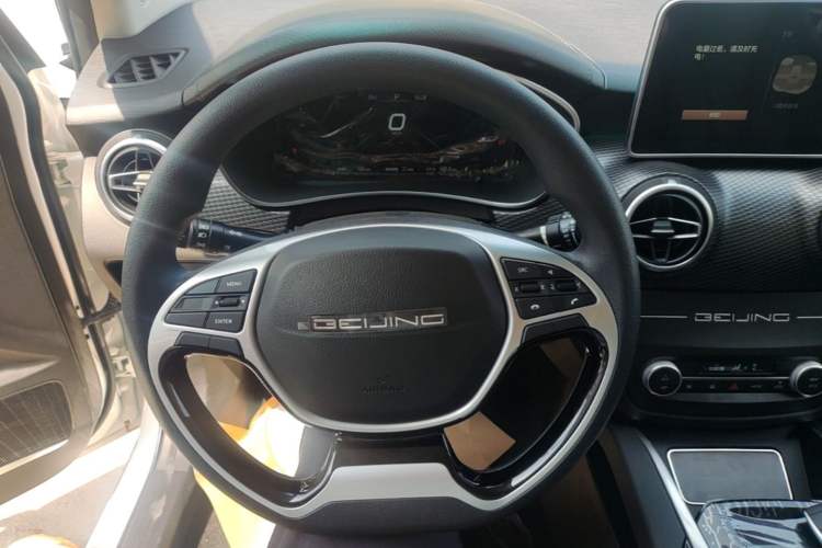 Used BAIC Beijing EU5 2025 Hongtu Standard Edition Steering Wheel