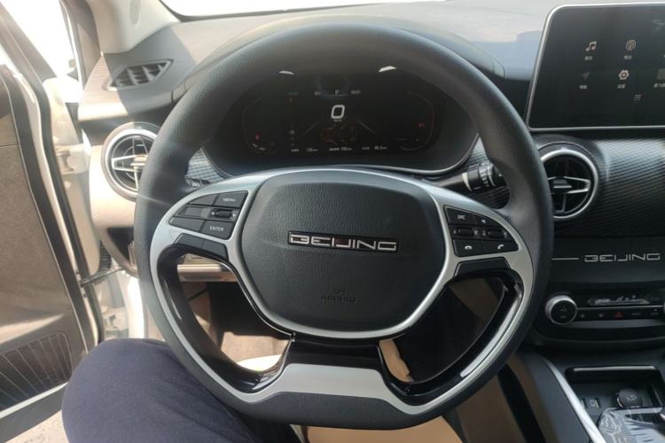 Used BAIC Beijing EU5 2025 Hongtu Standard Edition Steering Wheel