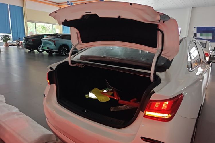 Used BAIC Beijing EU5 2025 Hongtu Standard Edition Trunk