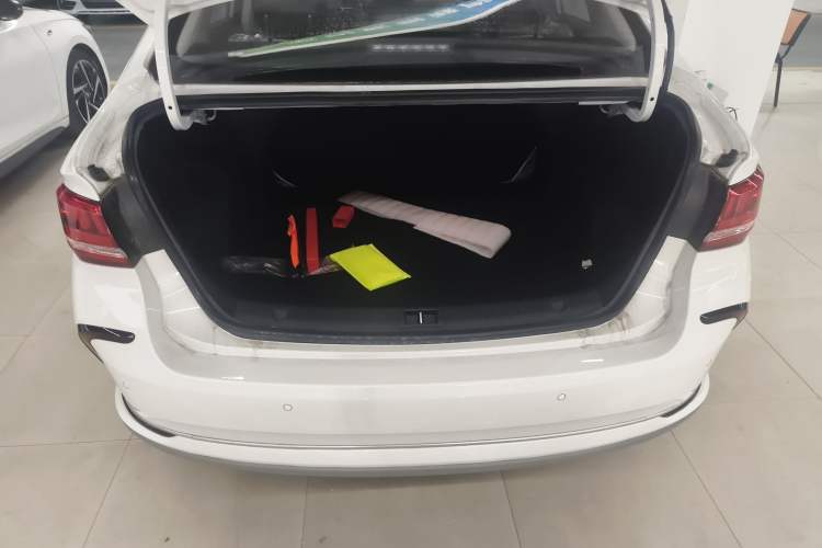 Used BAIC Beijing EU5 2025 Hongtu Standard Edition Trunk