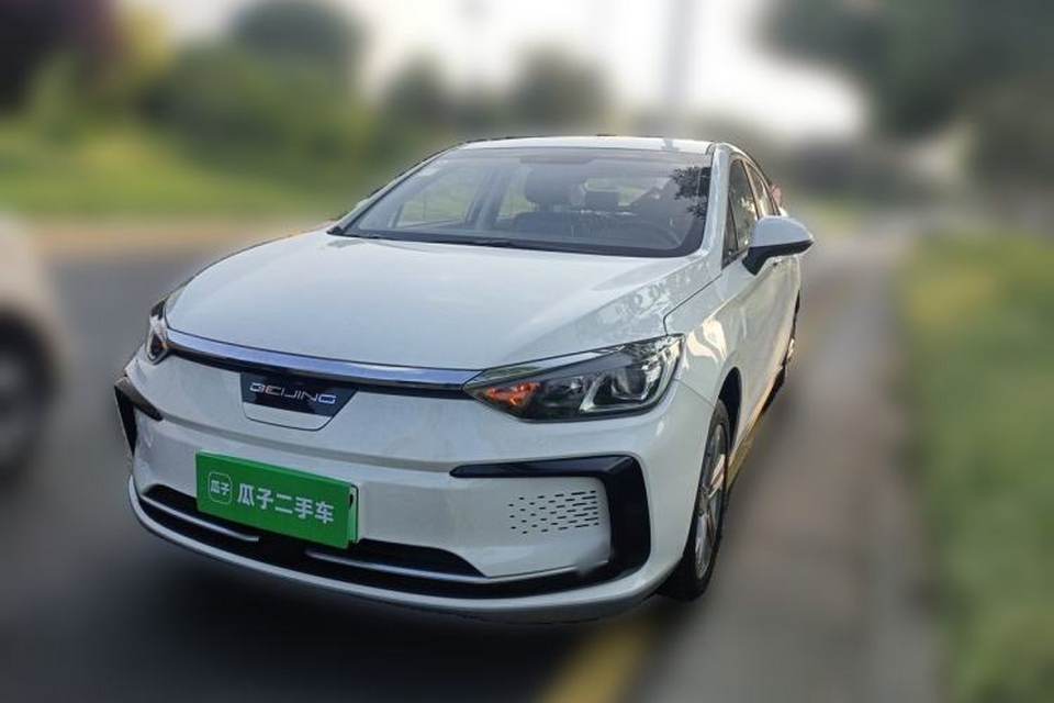 BAIC Beijing EU5 2025