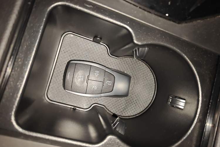 Used BAIC Beijing EU5 2025 Hongtu Standard Edition Vehicle Key