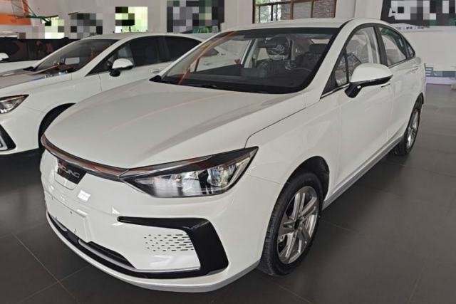 Ojetý BAIC Beijing EU5 2025 Hongtu Standard Edition