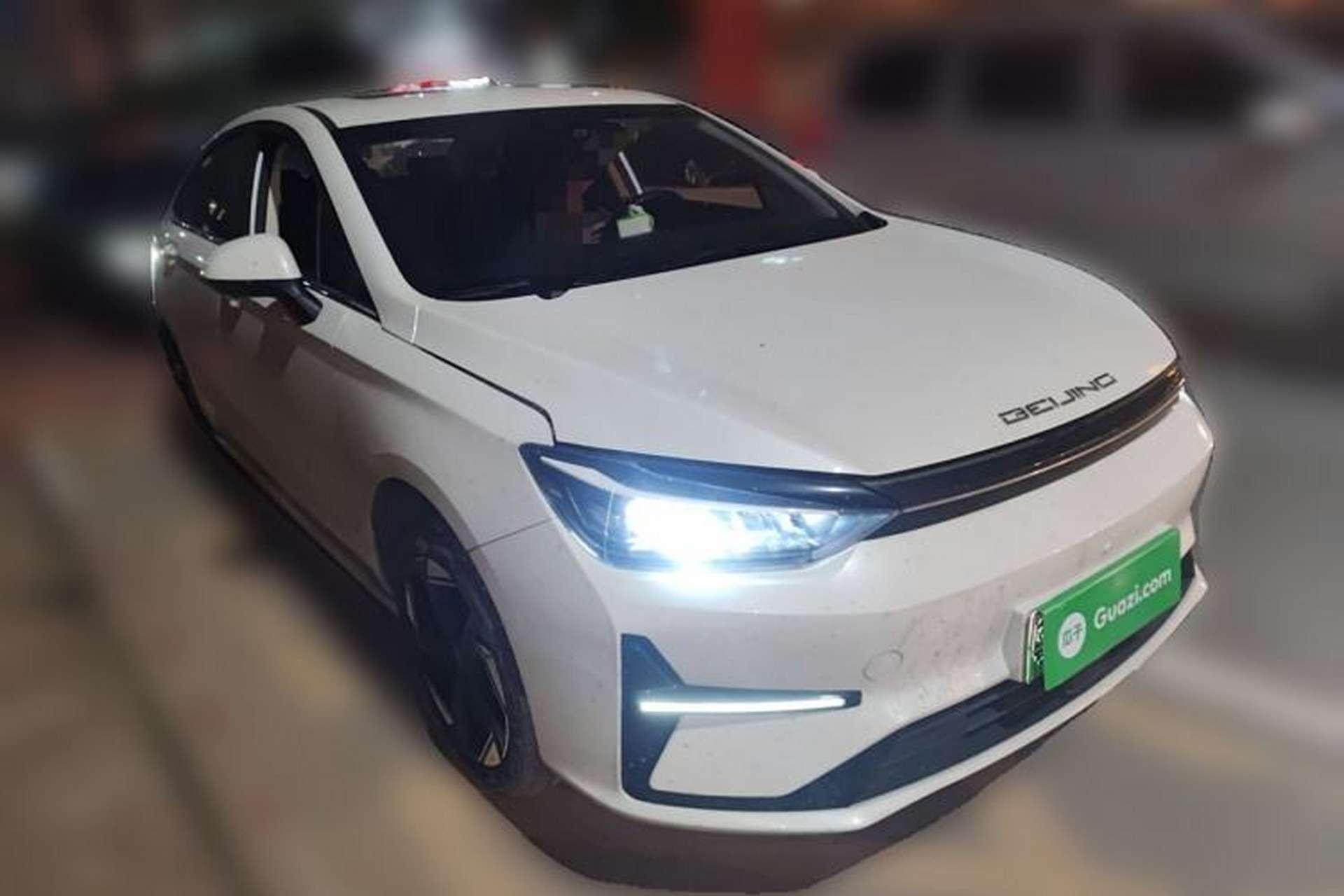 Used BAIC Beijing EU5 PLUS 2023 R600 Premium Edition Front Right 45 Deg