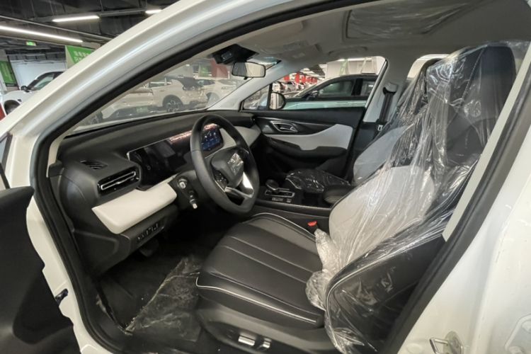 Used BAIC Beijing EU5 PLUS 2023 R600 Premium Edition Interior 4