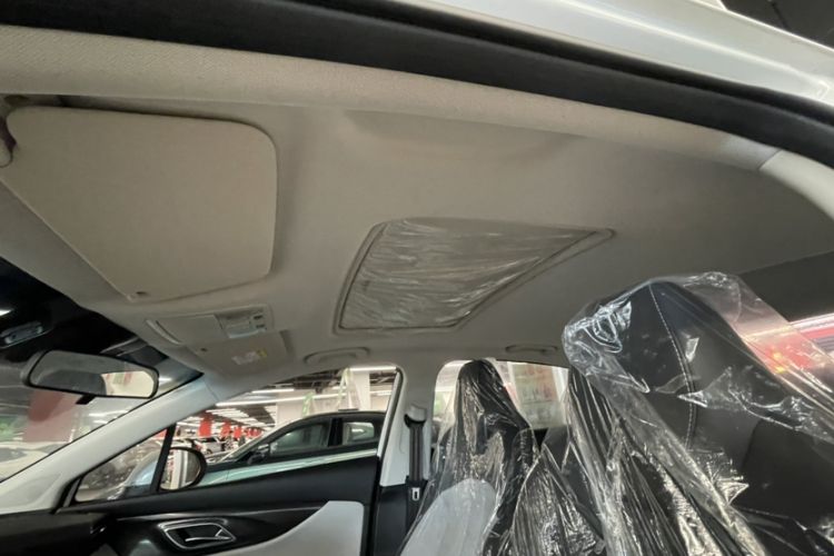 Used BAIC Beijing EU5 PLUS 2023 R600 Premium Edition Interior 6