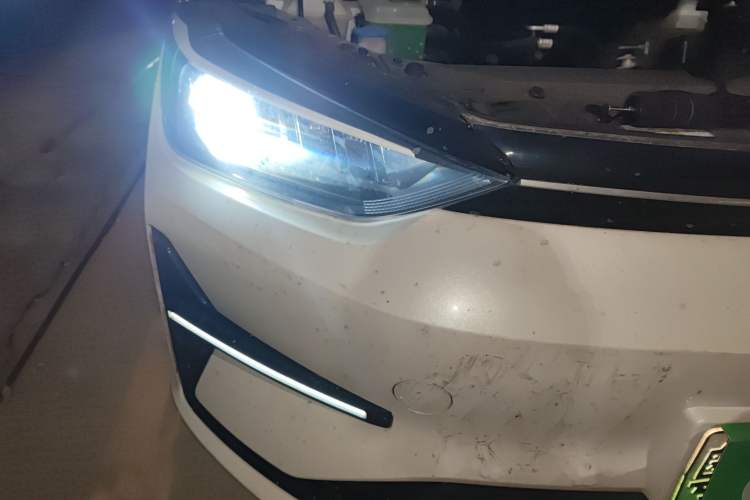Used BAIC Beijing EU5 PLUS 2023 R600 Premium Edition Right Front Headlight