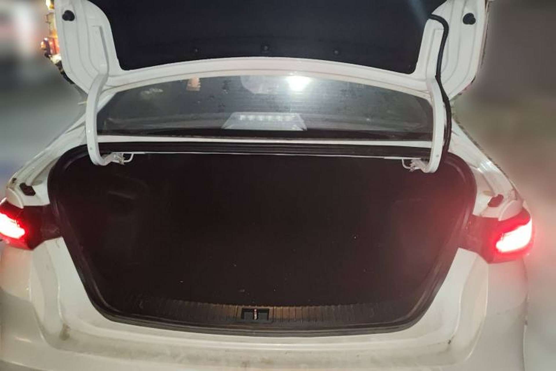 Used BAIC Beijing EU5 PLUS 2023 R600 Premium Edition Trunk