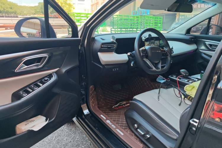Used BAIC Beijing EU5 PLUS 2021 R500 Premium Edition Driver Seat