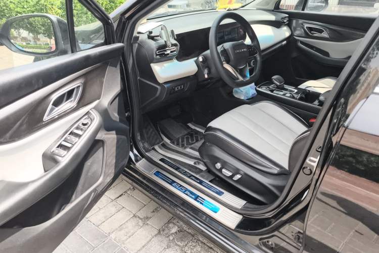 Used BAIC Beijing EU5 PLUS 2021 R600 Premium Edition Driver Seat