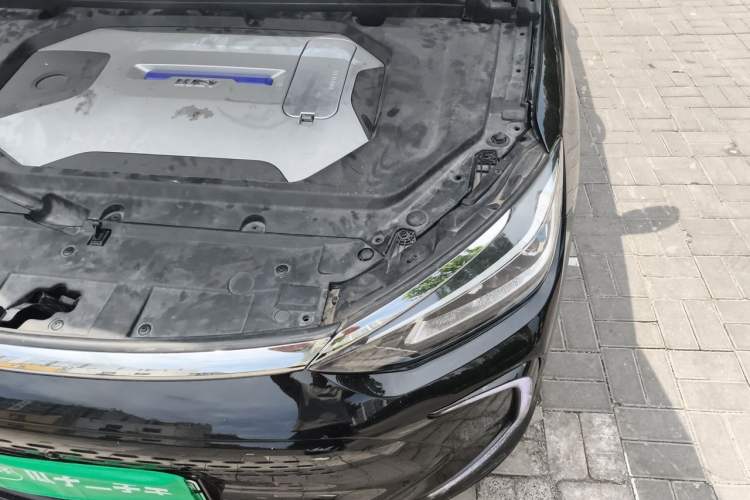 Used BAIC Beijing EU5 PLUS 2021 R600 Premium Edition Engine Bay Left