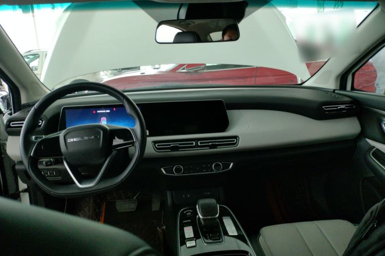 Used BAIC Beijing EU5 PLUS 2021 R600 Premium Edition Center Console