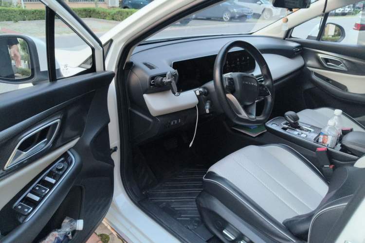 Used BAIC Beijing EU5 PLUS 2021 R500 Premium Edition Driver Seat