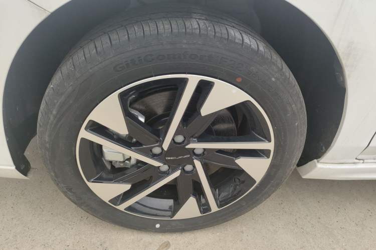 Used BAIC Beijing EU5 PLUS 2021 R500 Premium Edition Exterior 4