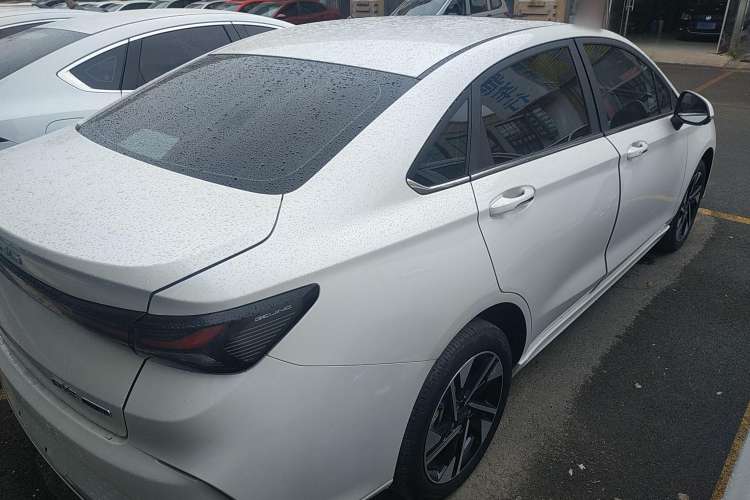Used BAIC Beijing EU5 PLUS 2021 R600 Premium Edition Exterior 5