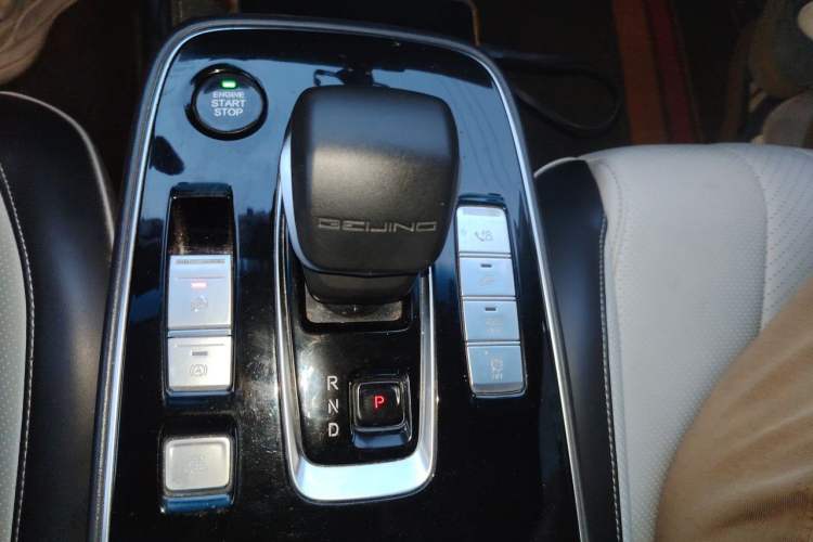 Used BAIC Beijing EU5 PLUS 2021 R500 Premium Edition Gear Lever